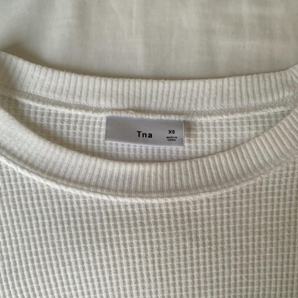 Alamo Aritzia Tee - Picture 2 of 6